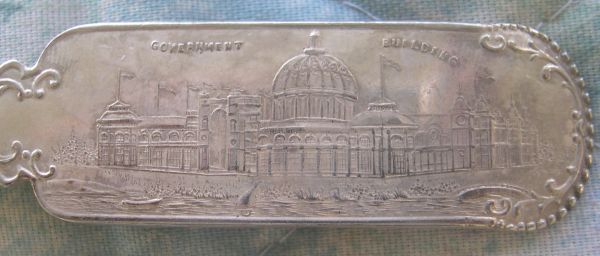 government building spoon worlds fair
