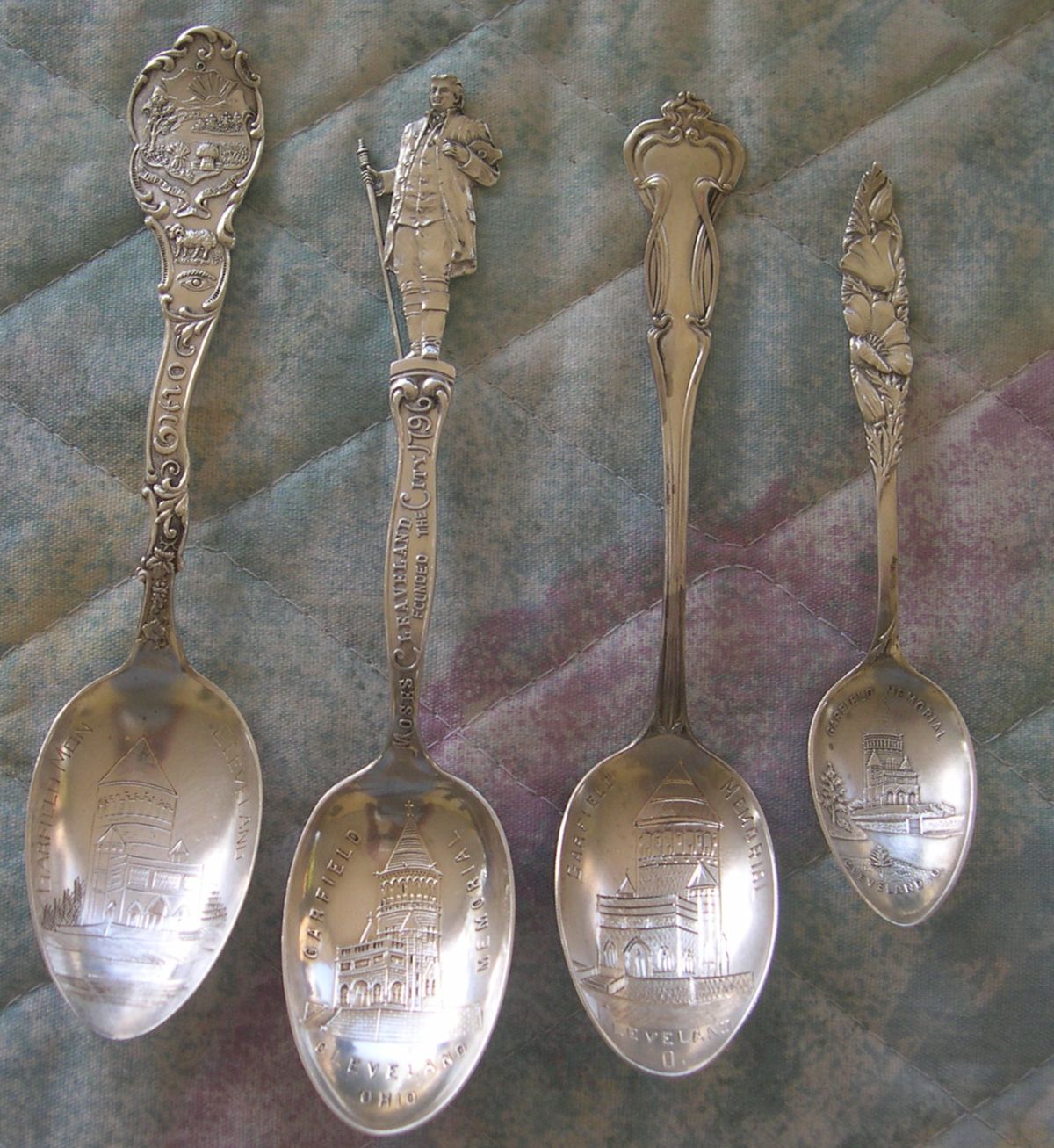 garfield spoons