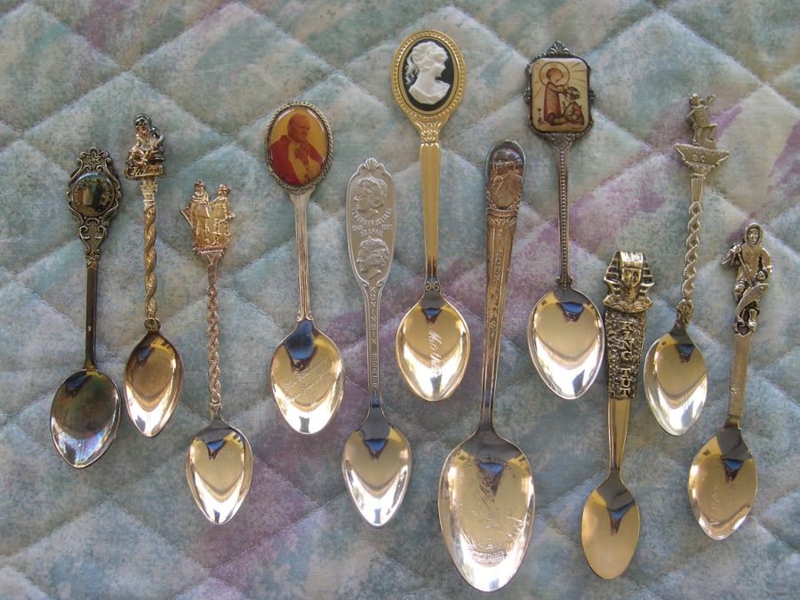 people on spoons, characters on spoons