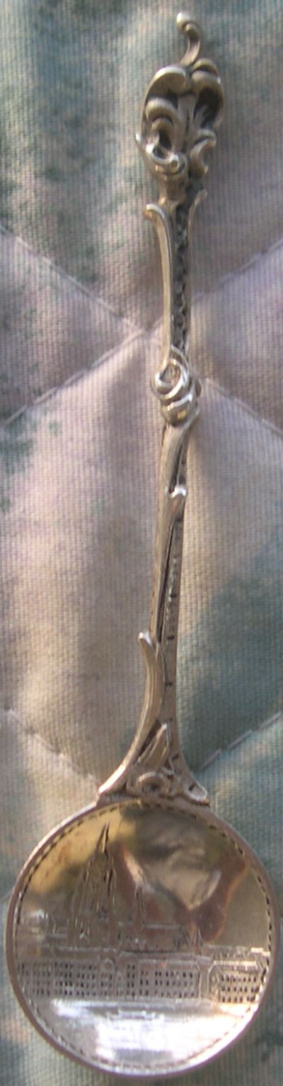 Low witch spoon collection